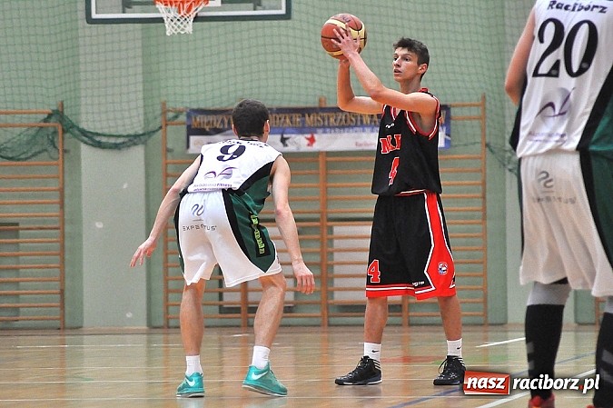Zdjęcie w galerii na portalu naszraciborz.pl: Koszykarskie derby dla Rybnika wiadomości z regionu