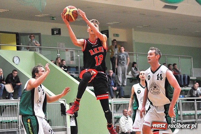 Zdjęcie w galerii na portalu naszraciborz.pl: Koszykarskie derby dla Rybnika wiadomości z regionu