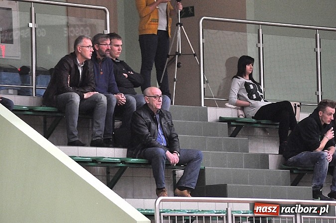 Zdjęcie w galerii na portalu naszraciborz.pl: Koszykarskie derby dla Rybnika wiadomości z regionu