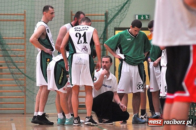 Zdjęcie w galerii na portalu naszraciborz.pl: Koszykarskie derby dla Rybnika wiadomości z regionu