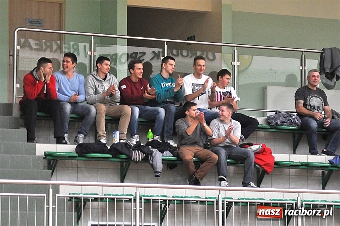 Zdjęcie w galerii na portalu naszraciborz.pl: Koszykarskie derby dla Rybnika wiadomości z regionu