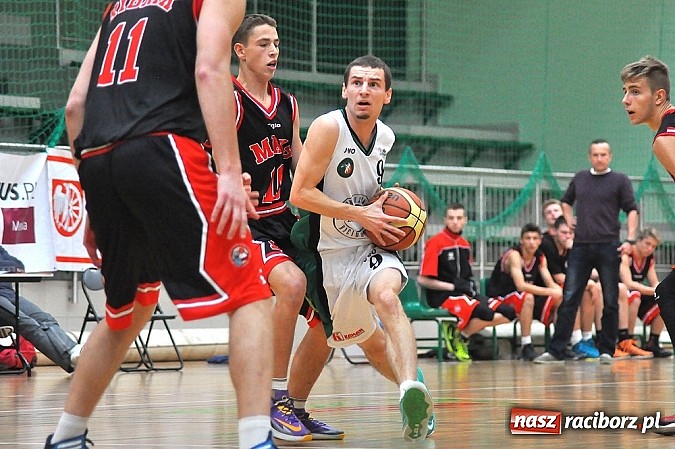 Zdjęcie w galerii na portalu naszraciborz.pl: Koszykarskie derby dla Rybnika wiadomości z regionu