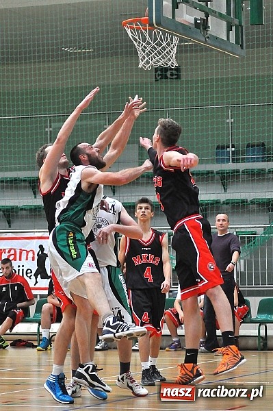 Zdjęcie w galerii na portalu naszraciborz.pl: Koszykarskie derby dla Rybnika wiadomości z regionu