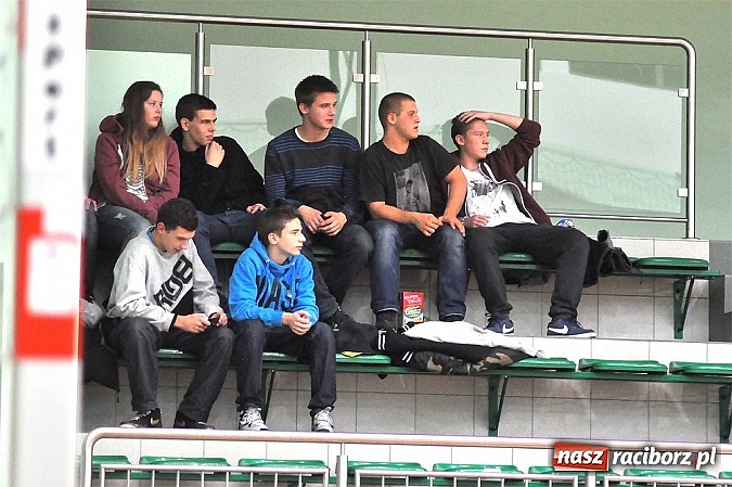 Zdjęcie w galerii na portalu naszraciborz.pl: Koszykarskie derby dla Rybnika wiadomości z regionu