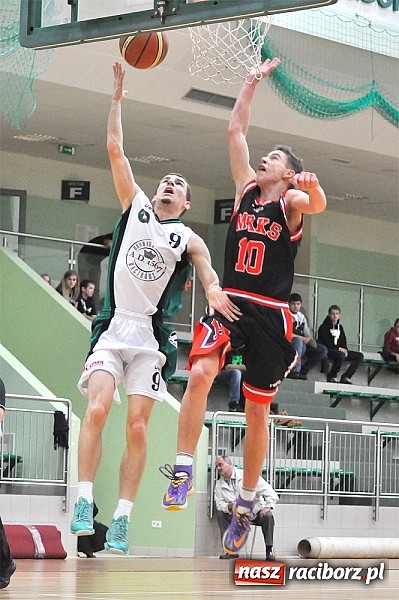 Zdjęcie w galerii na portalu naszraciborz.pl: Koszykarskie derby dla Rybnika wiadomości z regionu