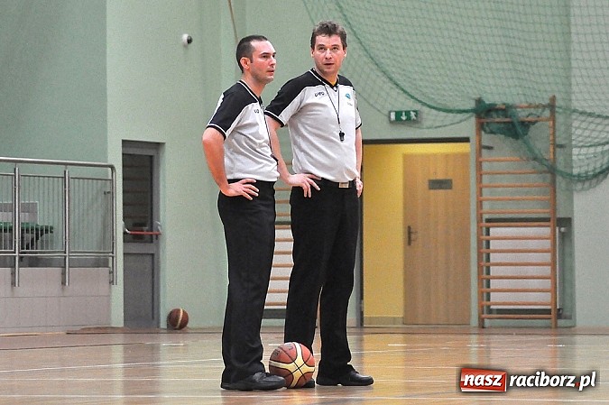 Zdjęcie w galerii na portalu naszraciborz.pl: Koszykarskie derby dla Rybnika wiadomości z regionu