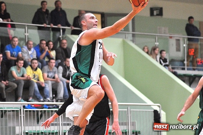 Zdjęcie w galerii na portalu naszraciborz.pl: Koszykarskie derby dla Rybnika wiadomości z regionu