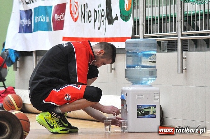 Zdjęcie w galerii na portalu naszraciborz.pl: Koszykarskie derby dla Rybnika wiadomości z regionu