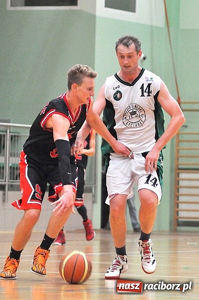 Zdjęcie w galerii na portalu naszraciborz.pl: Koszykarskie derby dla Rybnika wiadomości z regionu