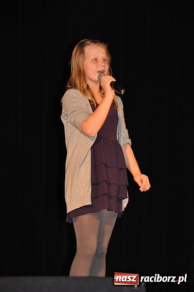 Zdjęcie w galerii na portalu naszraciborz.pl: Finał VII Konkursu Wokalnego Kuźnia Raciborska 2014 wiadomości z regionu