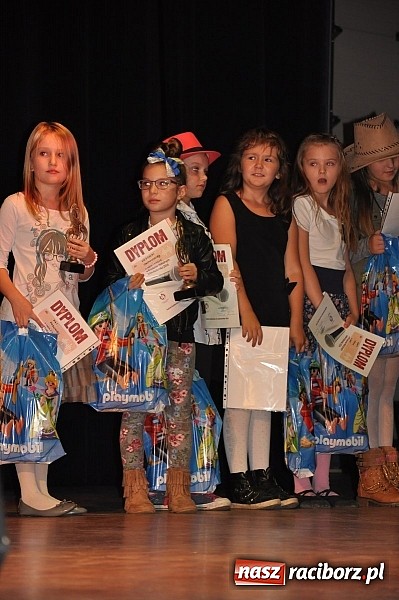 Zdjęcie w galerii na portalu naszraciborz.pl: Finał VII Konkursu Wokalnego Kuźnia Raciborska 2014 wiadomości z regionu