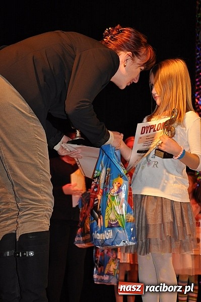 Zdjęcie w galerii na portalu naszraciborz.pl: Finał VII Konkursu Wokalnego Kuźnia Raciborska 2014 wiadomości z regionu