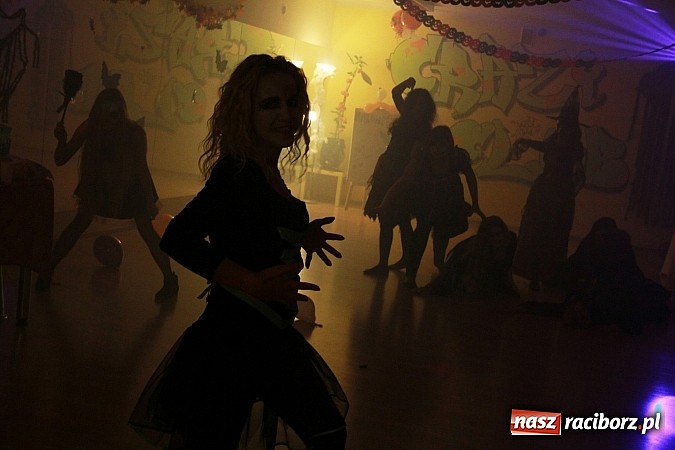 Zdjęcie w galerii na portalu naszraciborz.pl: Halloween w Crazy Clubie wiadomości z regionu