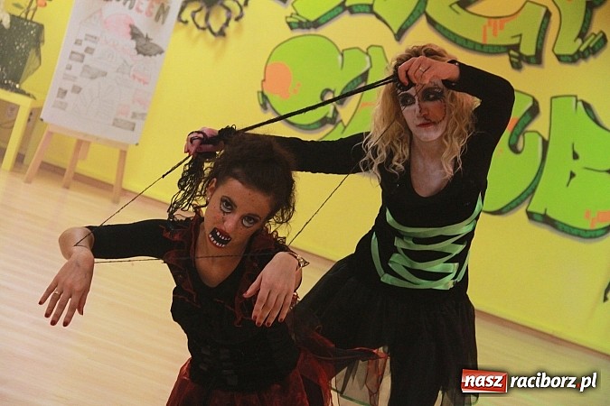 Zdjęcie w galerii na portalu naszraciborz.pl: Halloween w Crazy Clubie wiadomości z regionu