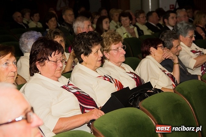 Zdjęcie w galerii na portalu naszraciborz.pl: Ch&oacute;r Juliusza Rogera zdobywcą Grand Prix Festiwalu Pieśni Ch&oacute;ralnej do sł&oacute;w Josepha von Eichendorffa wiadomości z regionu