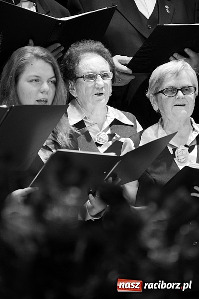 Zdjęcie w galerii na portalu naszraciborz.pl: Ch&oacute;r Juliusza Rogera zdobywcą Grand Prix Festiwalu Pieśni Ch&oacute;ralnej do sł&oacute;w Josepha von Eichendorffa wiadomości z regionu