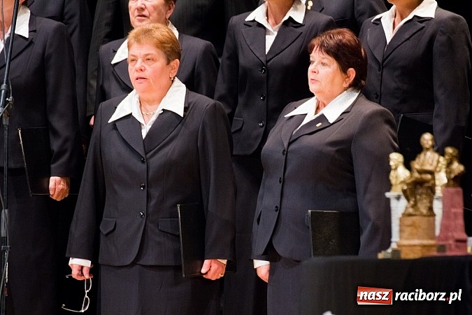 Zdjęcie w galerii na portalu naszraciborz.pl: Ch&oacute;r Juliusza Rogera zdobywcą Grand Prix Festiwalu Pieśni Ch&oacute;ralnej do sł&oacute;w Josepha von Eichendorffa wiadomości z regionu