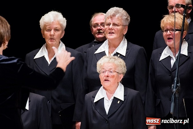 Zdjęcie w galerii na portalu naszraciborz.pl: Ch&oacute;r Juliusza Rogera zdobywcą Grand Prix Festiwalu Pieśni Ch&oacute;ralnej do sł&oacute;w Josepha von Eichendorffa wiadomości z regionu