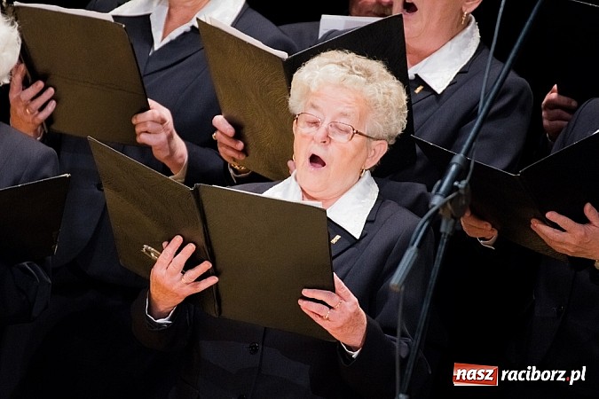 Zdjęcie w galerii na portalu naszraciborz.pl: Ch&oacute;r Juliusza Rogera zdobywcą Grand Prix Festiwalu Pieśni Ch&oacute;ralnej do sł&oacute;w Josepha von Eichendorffa wiadomości z regionu