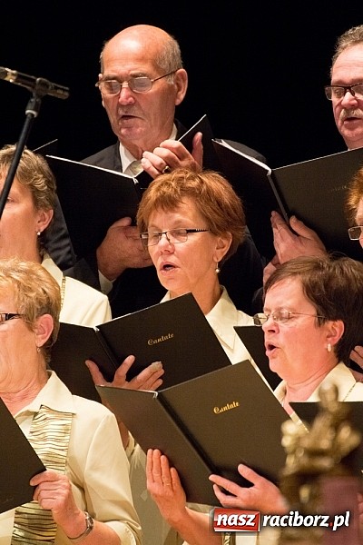 Zdjęcie w galerii na portalu naszraciborz.pl: Ch&oacute;r Juliusza Rogera zdobywcą Grand Prix Festiwalu Pieśni Ch&oacute;ralnej do sł&oacute;w Josepha von Eichendorffa wiadomości z regionu
