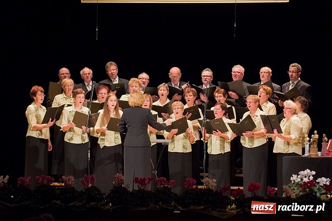 Zdjęcie w galerii na portalu naszraciborz.pl: Ch&oacute;r Juliusza Rogera zdobywcą Grand Prix Festiwalu Pieśni Ch&oacute;ralnej do sł&oacute;w Josepha von Eichendorffa wiadomości z regionu