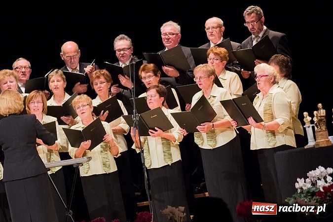 Zdjęcie w galerii na portalu naszraciborz.pl: Ch&oacute;r Juliusza Rogera zdobywcą Grand Prix Festiwalu Pieśni Ch&oacute;ralnej do sł&oacute;w Josepha von Eichendorffa wiadomości z regionu