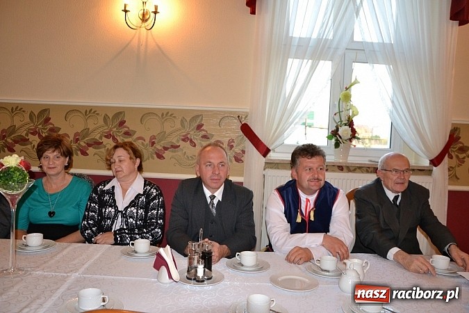 Zdjęcie w galerii na portalu naszraciborz.pl: Biesiada śląska w Zabełkowie - pełna sala w Gościńcu nad strumykiem wiadomości z regionu