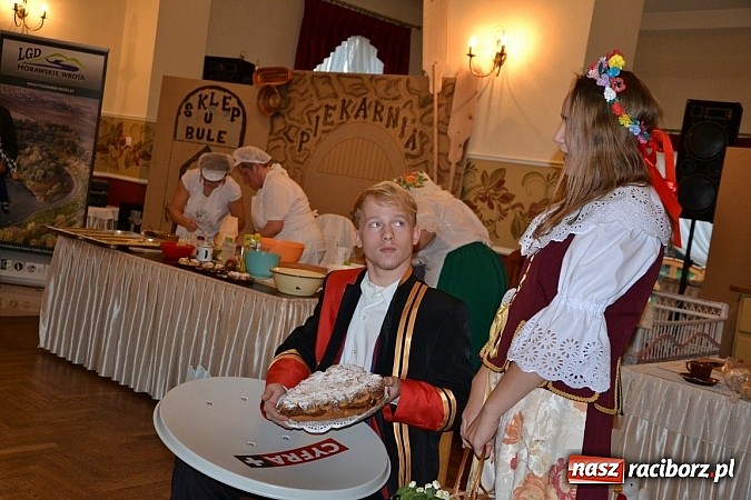 Zdjęcie w galerii na portalu naszraciborz.pl: Biesiada śląska w Zabełkowie - pełna sala w Gościńcu nad strumykiem wiadomości z regionu