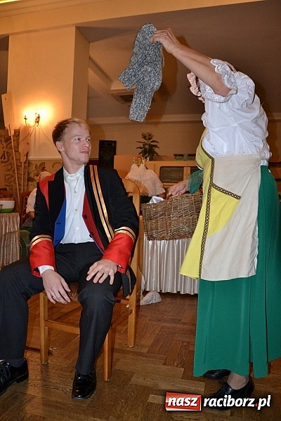 Zdjęcie w galerii na portalu naszraciborz.pl: Biesiada śląska w Zabełkowie - pełna sala w Gościńcu nad strumykiem wiadomości z regionu