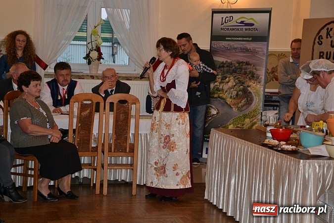 Zdjęcie w galerii na portalu naszraciborz.pl: Biesiada śląska w Zabełkowie - pełna sala w Gościńcu nad strumykiem wiadomości z regionu
