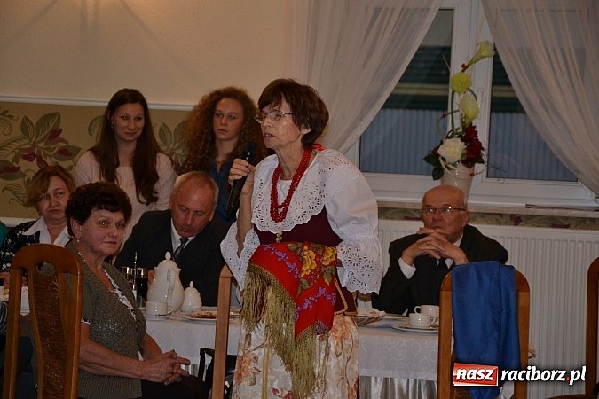 Zdjęcie w galerii na portalu naszraciborz.pl: Biesiada śląska w Zabełkowie - pełna sala w Gościńcu nad strumykiem wiadomości z regionu