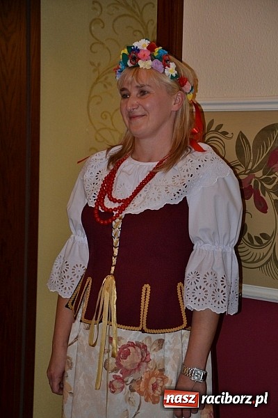 Zdjęcie w galerii na portalu naszraciborz.pl: Biesiada śląska w Zabełkowie - pełna sala w Gościńcu nad strumykiem wiadomości z regionu