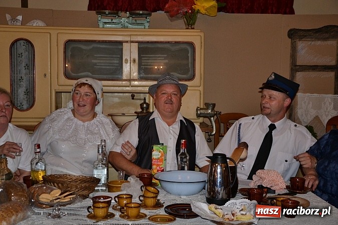 Zdjęcie w galerii na portalu naszraciborz.pl: Biesiada śląska w Zabełkowie - pełna sala w Gościńcu nad strumykiem wiadomości z regionu