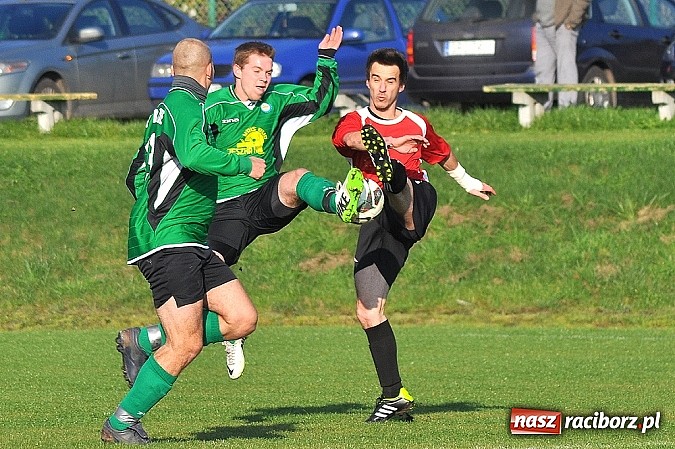 Zdjęcie w galerii na portalu naszraciborz.pl: Brzezie pokonało zdziesiątkowane Siedliska wiadomości z regionu