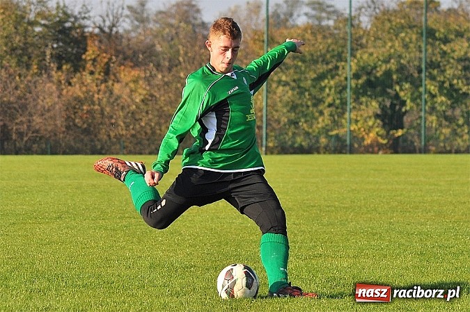 Zdjęcie w galerii na portalu naszraciborz.pl: Brzezie pokonało zdziesiątkowane Siedliska wiadomości z regionu