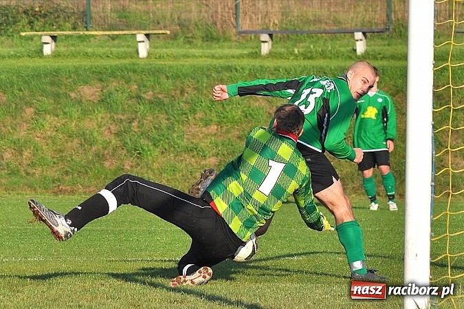 Zdjęcie w galerii na portalu naszraciborz.pl: Brzezie pokonało zdziesiątkowane Siedliska wiadomości z regionu