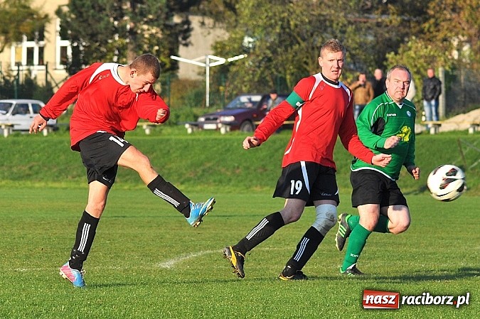 Zdjęcie w galerii na portalu naszraciborz.pl: Brzezie pokonało zdziesiątkowane Siedliska wiadomości z regionu