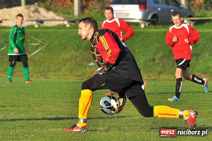 Zdjęcie w galerii na portalu naszraciborz.pl: Brzezie pokonało zdziesiątkowane Siedliska wiadomości z regionu