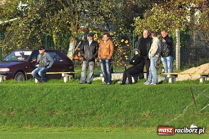 Zdjęcie w galerii na portalu naszraciborz.pl: Brzezie pokonało zdziesiątkowane Siedliska wiadomości z regionu