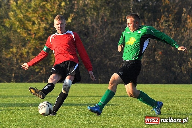 Zdjęcie w galerii na portalu naszraciborz.pl: Brzezie pokonało zdziesiątkowane Siedliska wiadomości z regionu