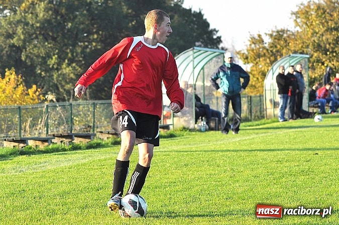 Zdjęcie w galerii na portalu naszraciborz.pl: Brzezie pokonało zdziesiątkowane Siedliska wiadomości z regionu