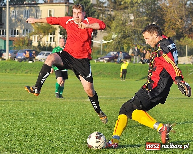 Zdjęcie w galerii na portalu naszraciborz.pl: Brzezie pokonało zdziesiątkowane Siedliska wiadomości z regionu