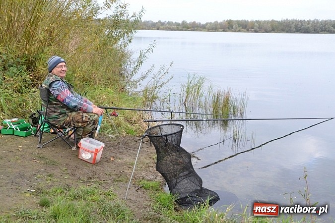 Zdjęcie w galerii na portalu naszraciborz.pl: Wędkarze z Koła Krzyżanowice zakończyli sezon polowaniem na szczupaka wiadomości z regionu