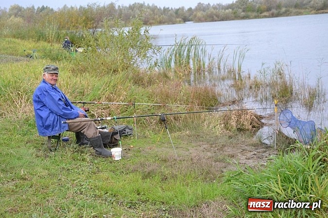 Zdjęcie w galerii na portalu naszraciborz.pl: Wędkarze z Koła Krzyżanowice zakończyli sezon polowaniem na szczupaka wiadomości z regionu