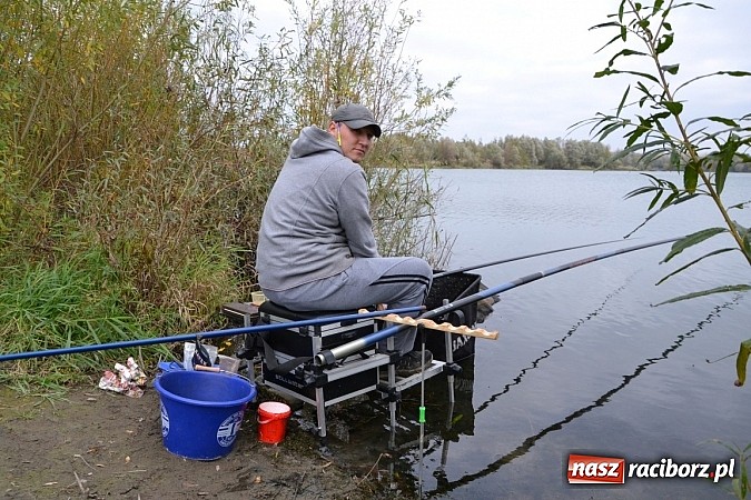 Zdjęcie w galerii na portalu naszraciborz.pl: Wędkarze z Koła Krzyżanowice zakończyli sezon polowaniem na szczupaka wiadomości z regionu