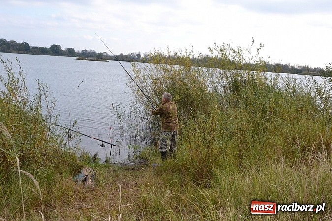 Zdjęcie w galerii na portalu naszraciborz.pl: Wędkarze z Koła Krzyżanowice zakończyli sezon polowaniem na szczupaka wiadomości z regionu