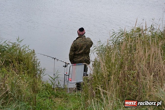 Zdjęcie w galerii na portalu naszraciborz.pl: Wędkarze z Koła Krzyżanowice zakończyli sezon polowaniem na szczupaka wiadomości z regionu