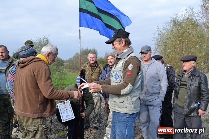 Zdjęcie w galerii na portalu naszraciborz.pl: Wędkarze z Koła Krzyżanowice zakończyli sezon polowaniem na szczupaka wiadomości z regionu