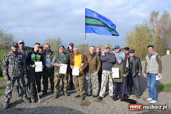 Zdjęcie w galerii na portalu naszraciborz.pl: Wędkarze z Koła Krzyżanowice zakończyli sezon polowaniem na szczupaka wiadomości z regionu
