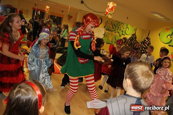 Zdjęcie w galerii na portalu naszraciborz.pl: W Crazy Club słońce świeci cały rok wiadomości z regionu